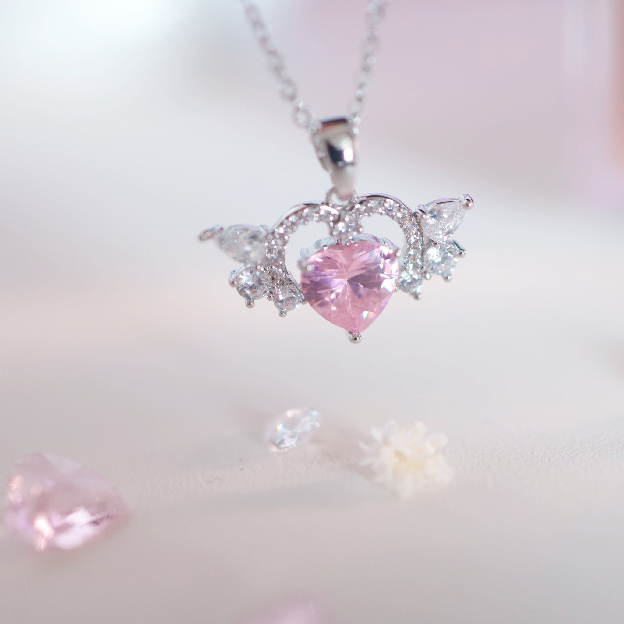 Heavenly Heart ネックレス