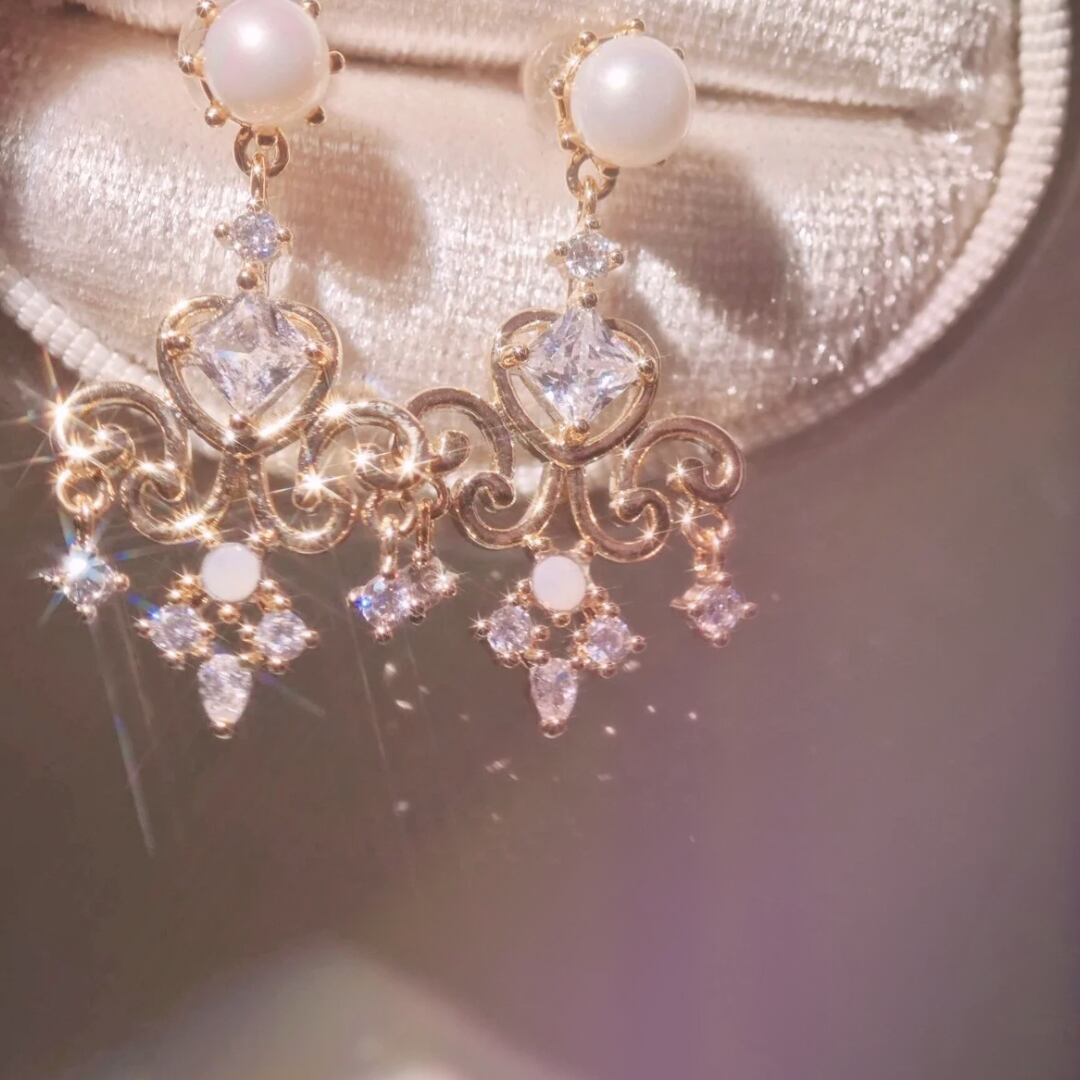 vintage chandelier ピアス/イヤリング