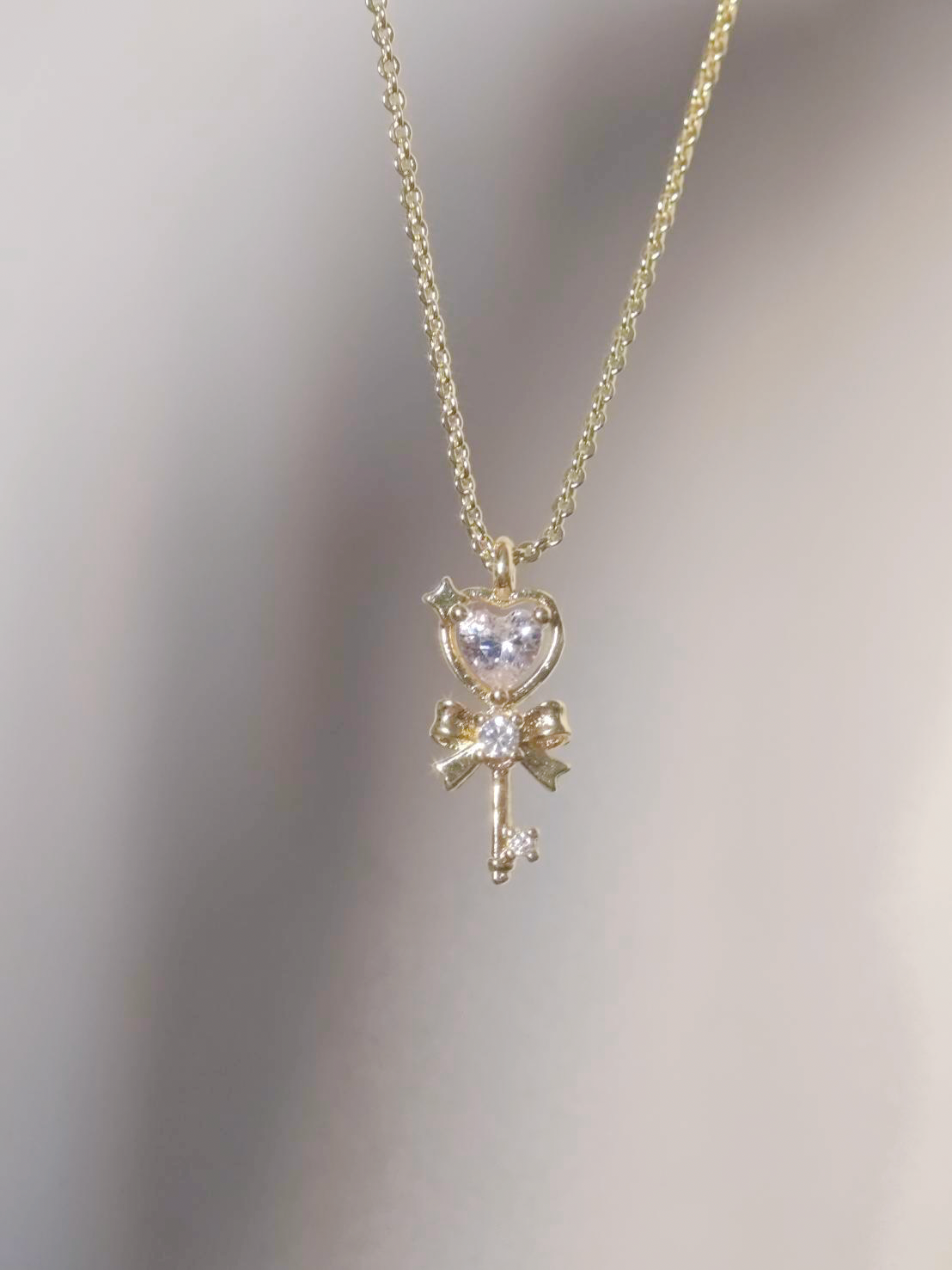 Ribbon Heart Key ネックレス