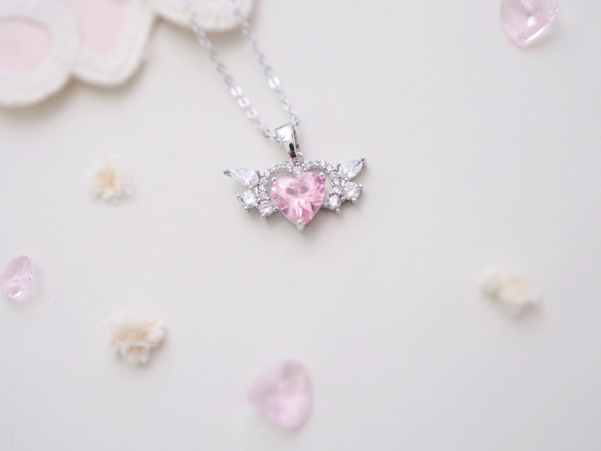 Heavenly Heart ネックレス