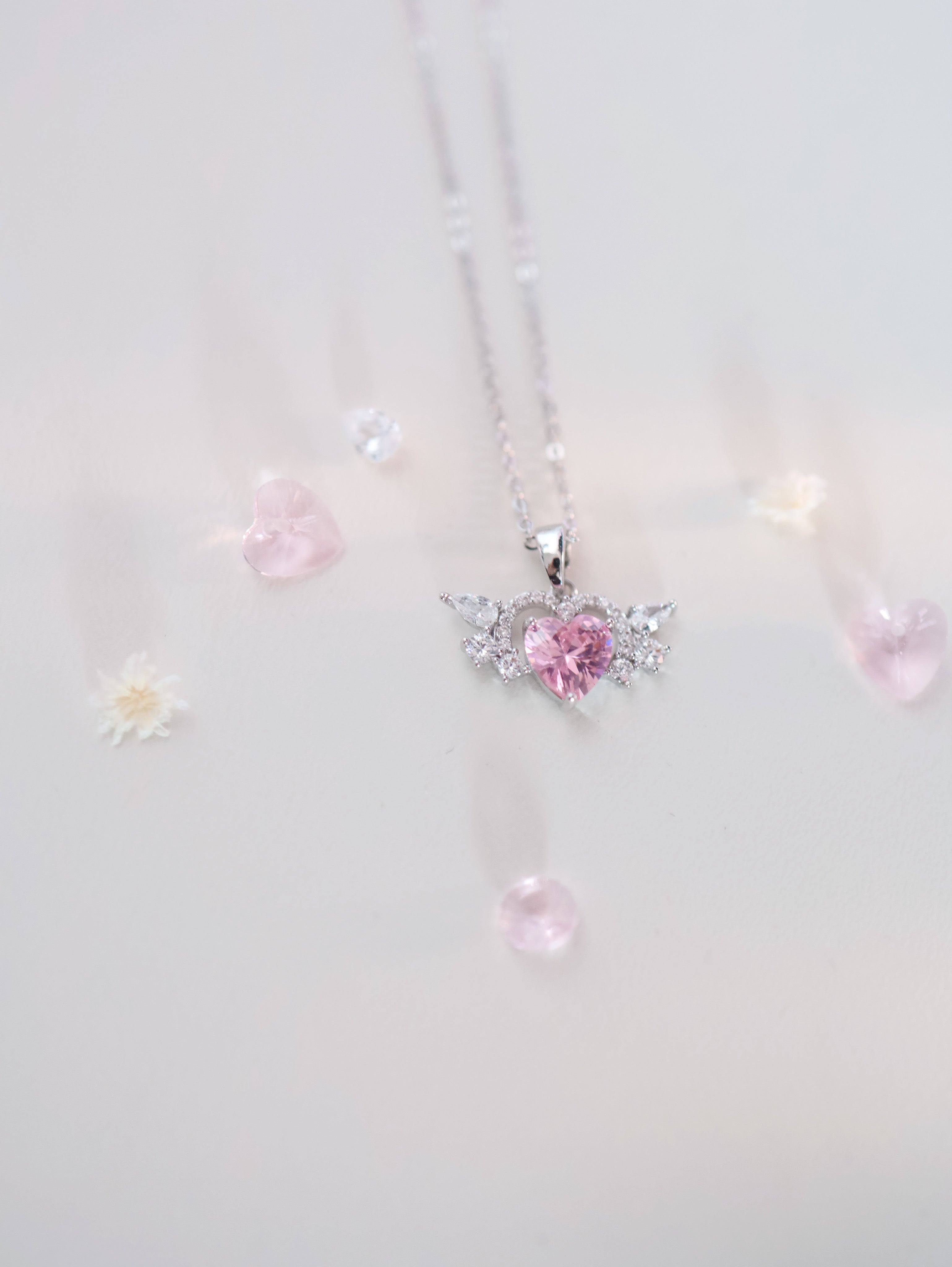 Heavenly Heart ネックレス