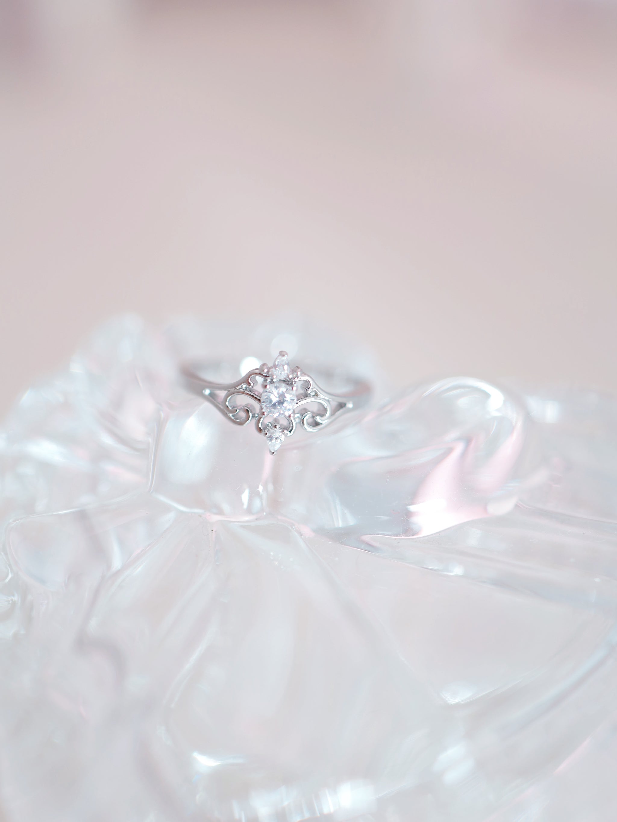 Crystal Tiara リング
