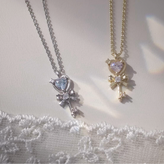 Ribbon Heart Key ネックレス