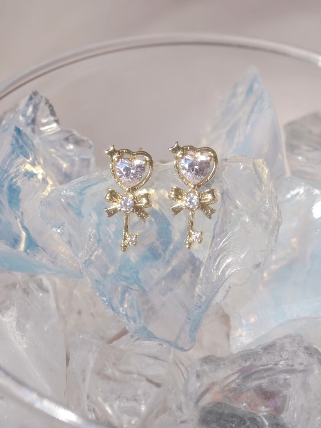 Ribbon Heart Key ピアス