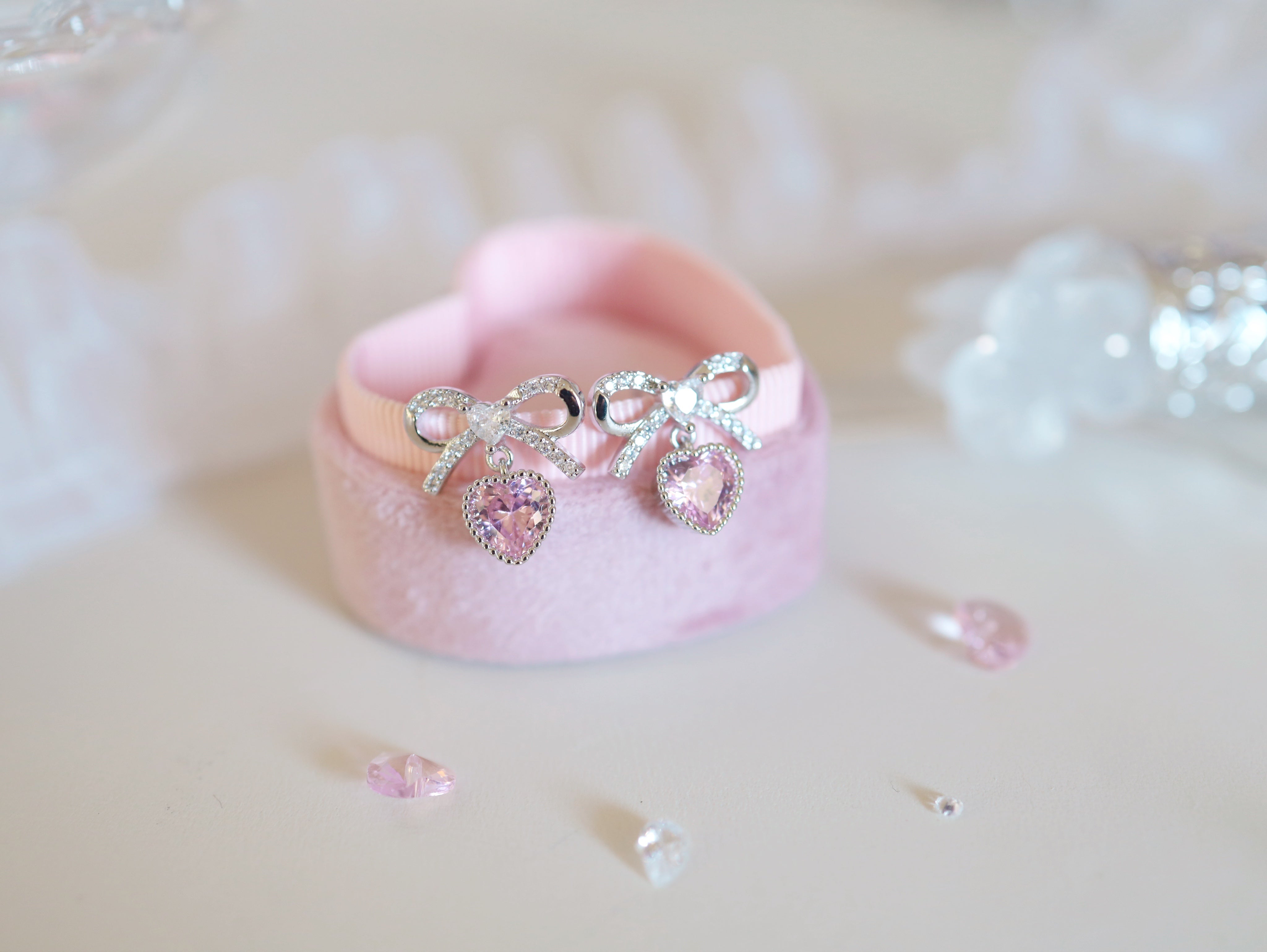 Lovely Knot ピアス