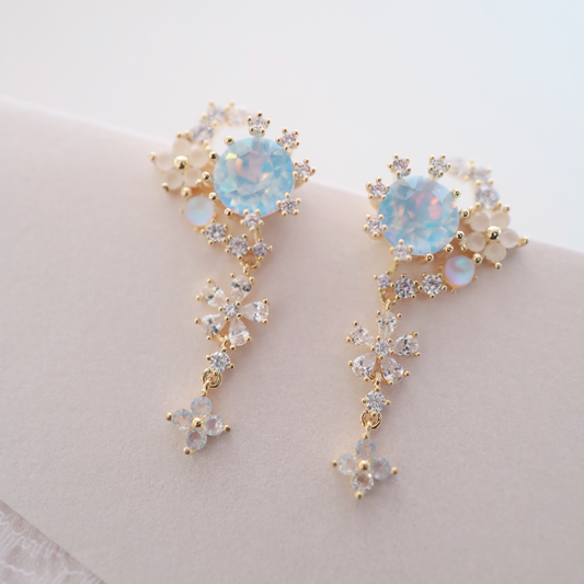 ♥人気再販♥ Moonlit Flower ピアス/イヤリング