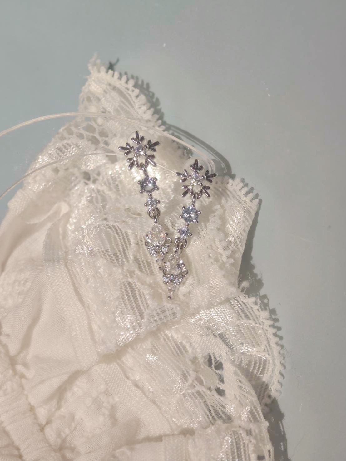 Snowflake Mirage ピアス