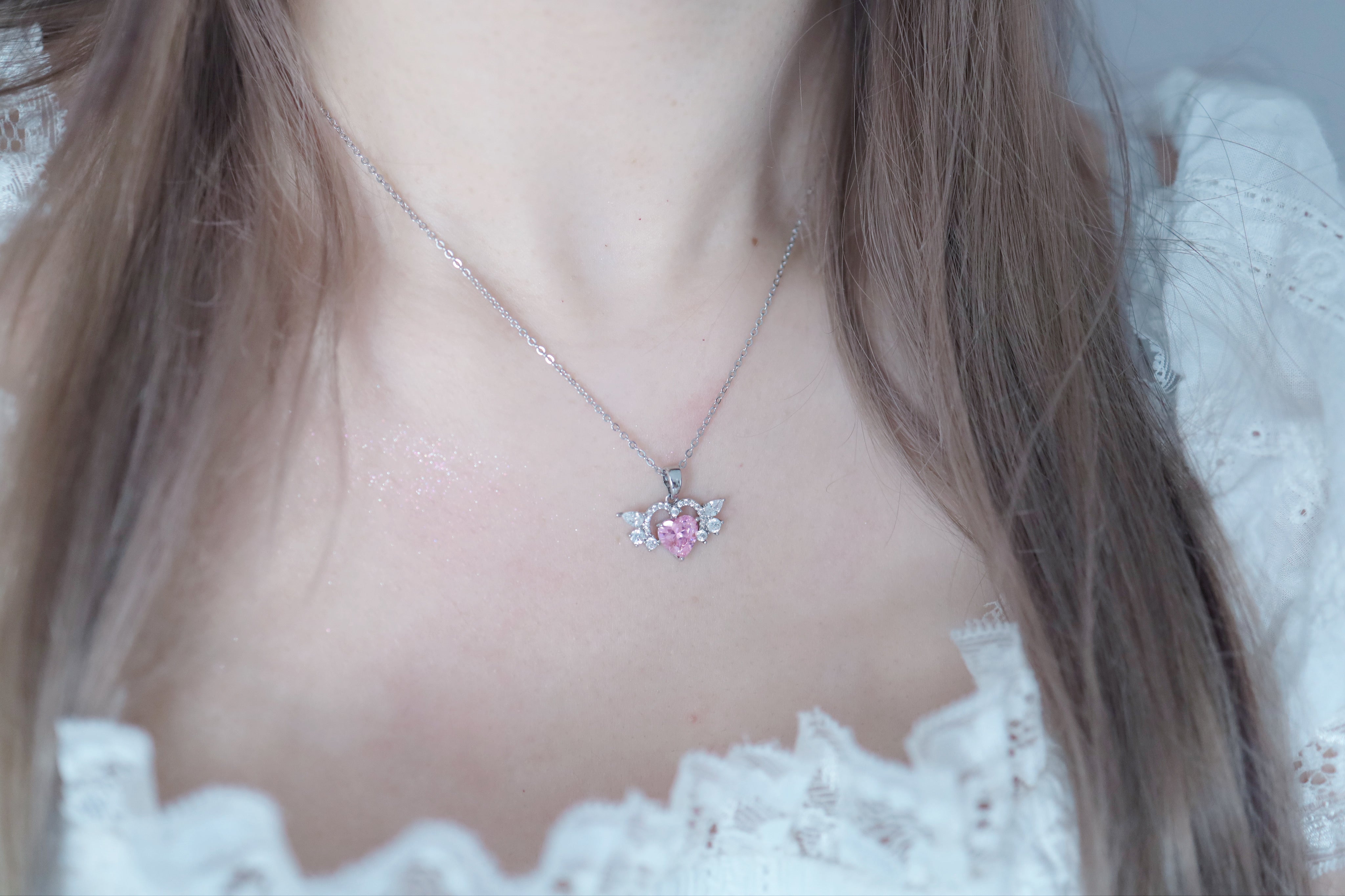 Heavenly Heart ネックレス