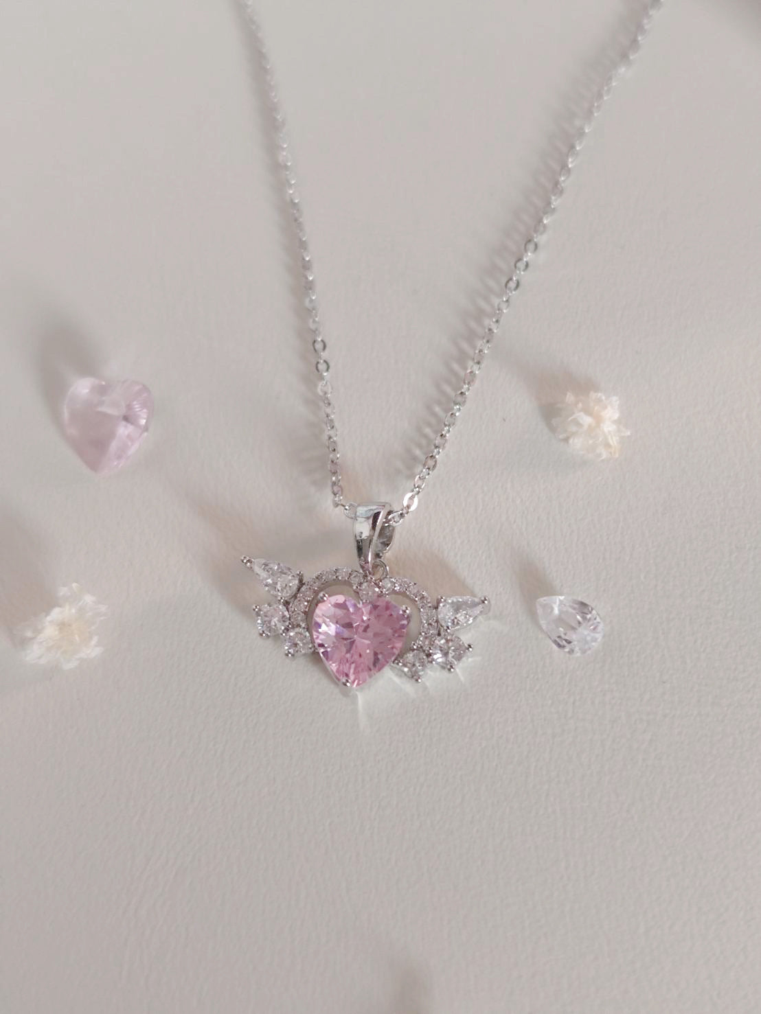 Heavenly Heart ネックレス