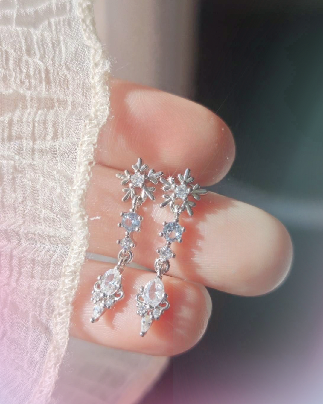 Snowflake Mirage ピアス