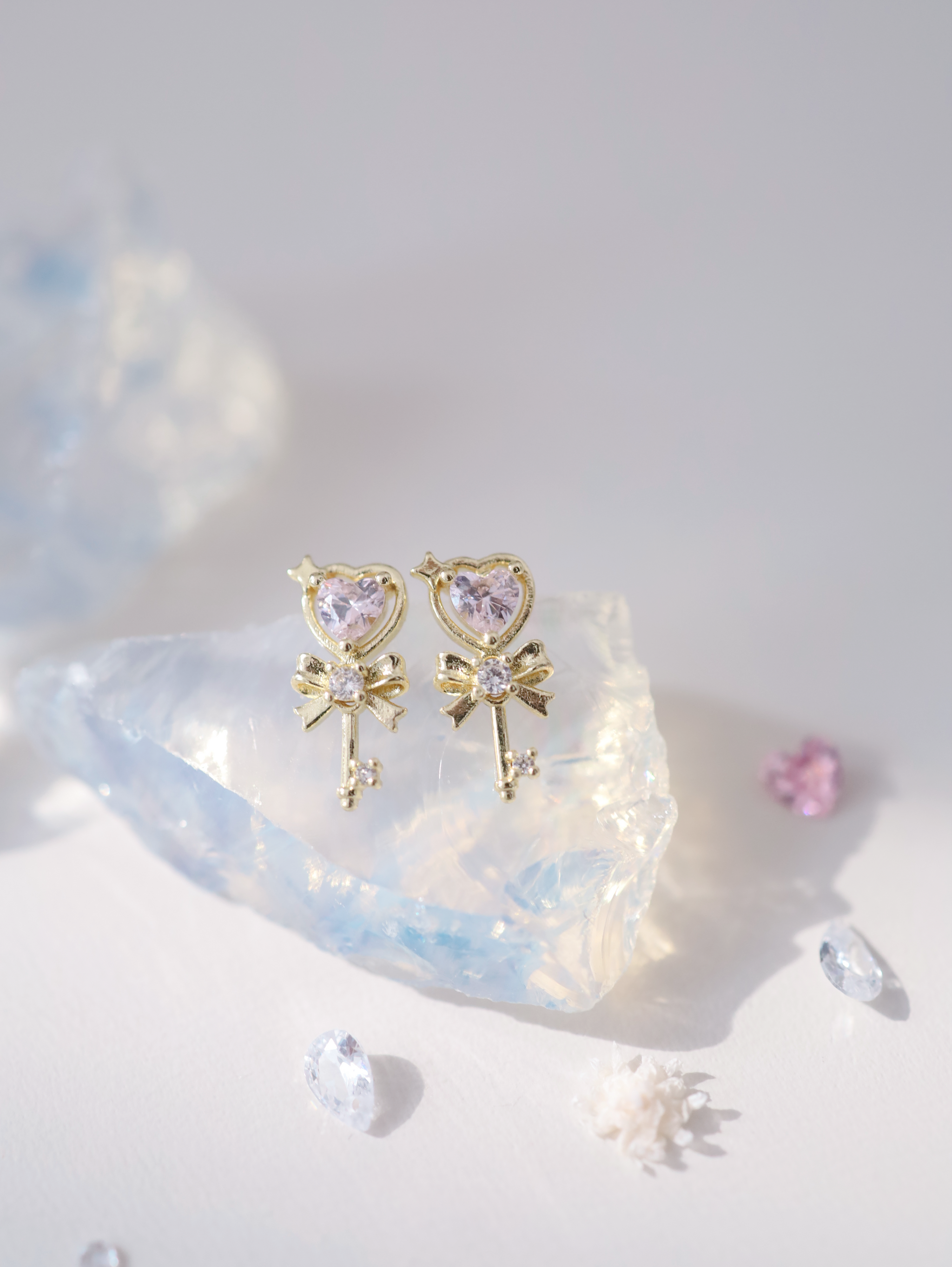 Ribbon Heart Key ピアス