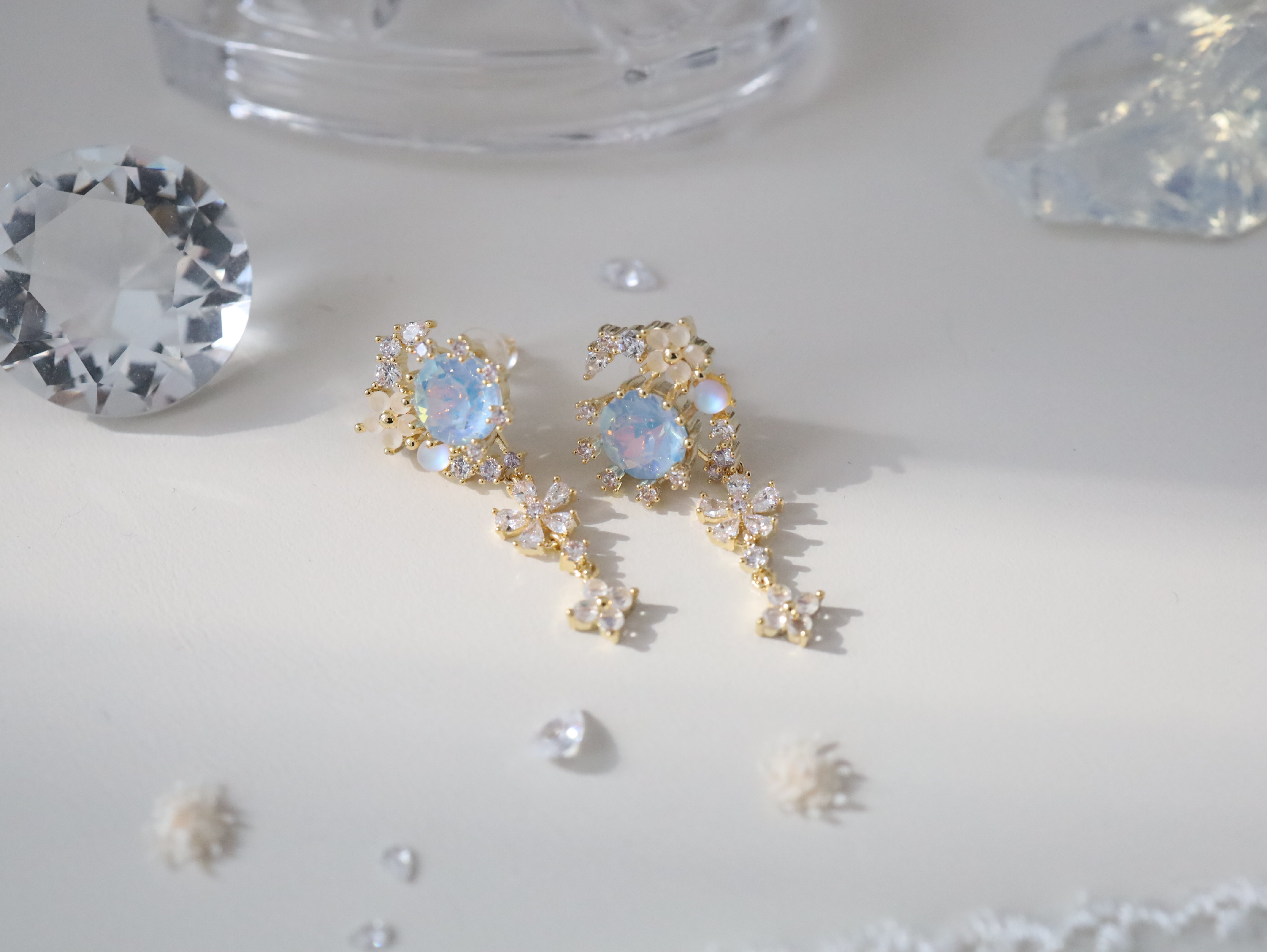 ♥人気再販♥ Moonlit Flower ピアス/イヤリング