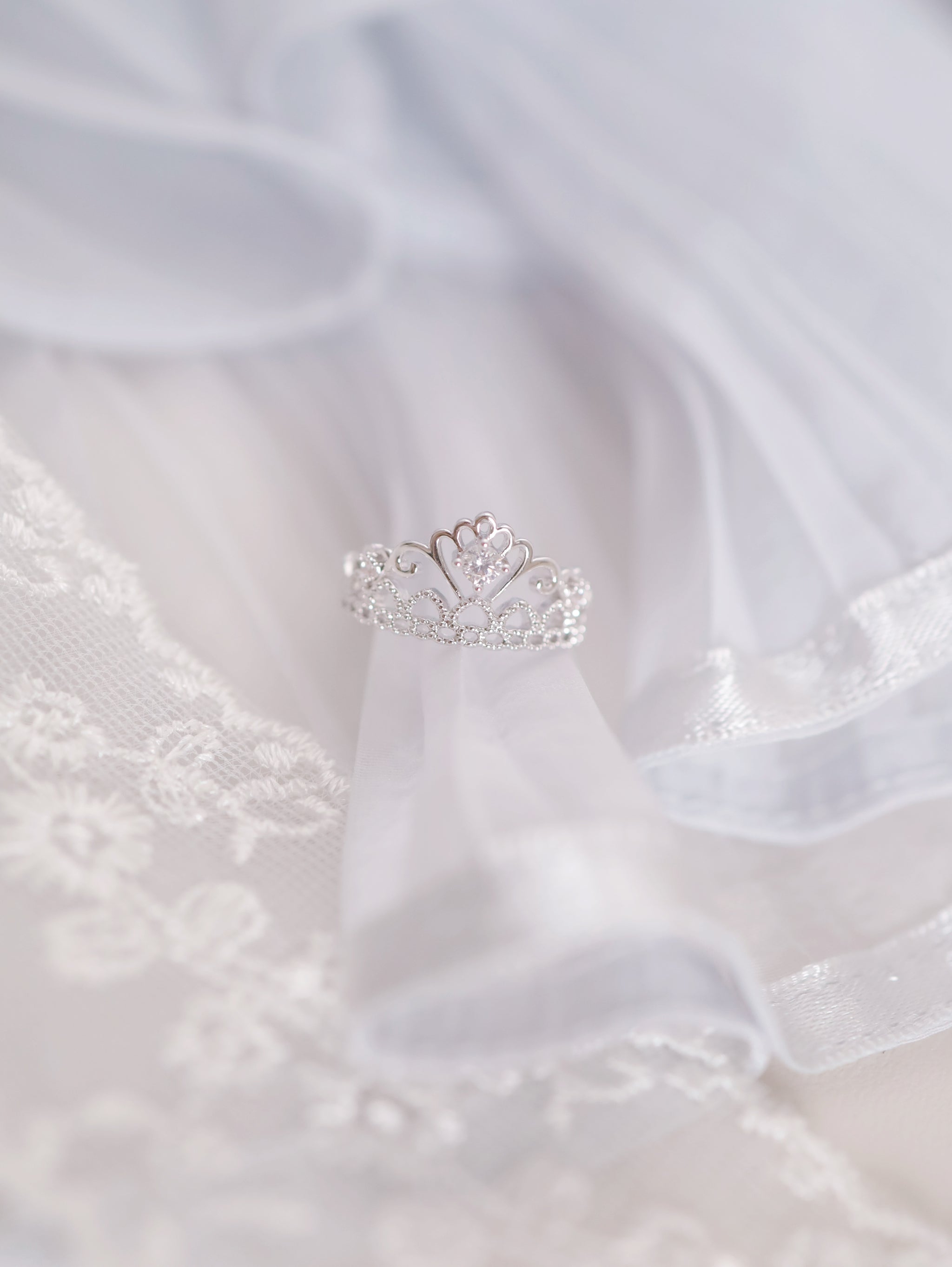 Swan Lace Glow リング