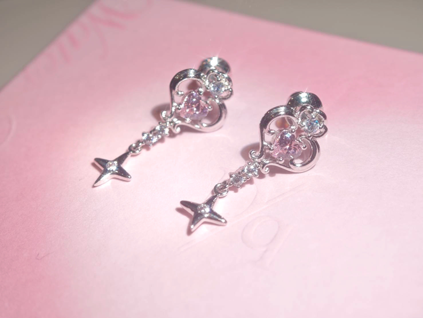 Starlit Heart ピアス/イヤリング <新色追加>