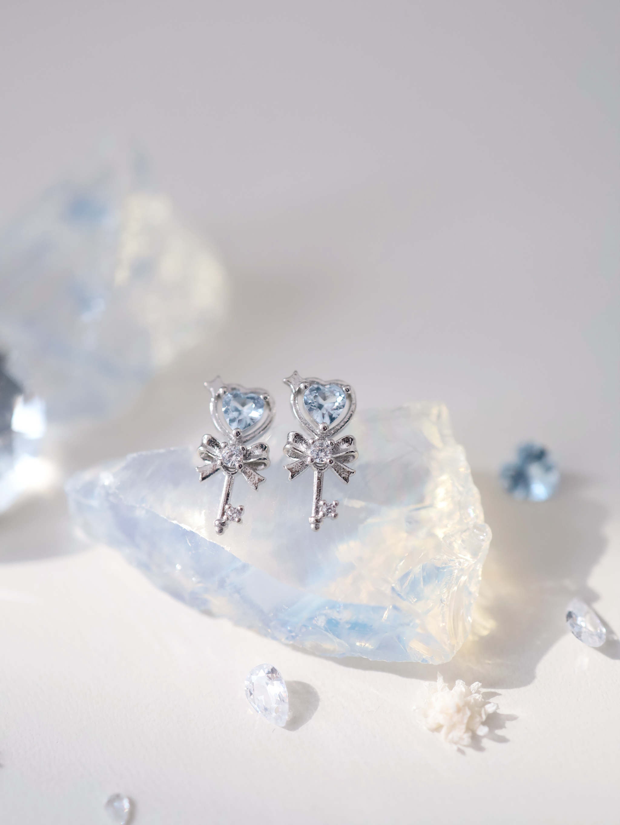 Ribbon Heart Key ピアス