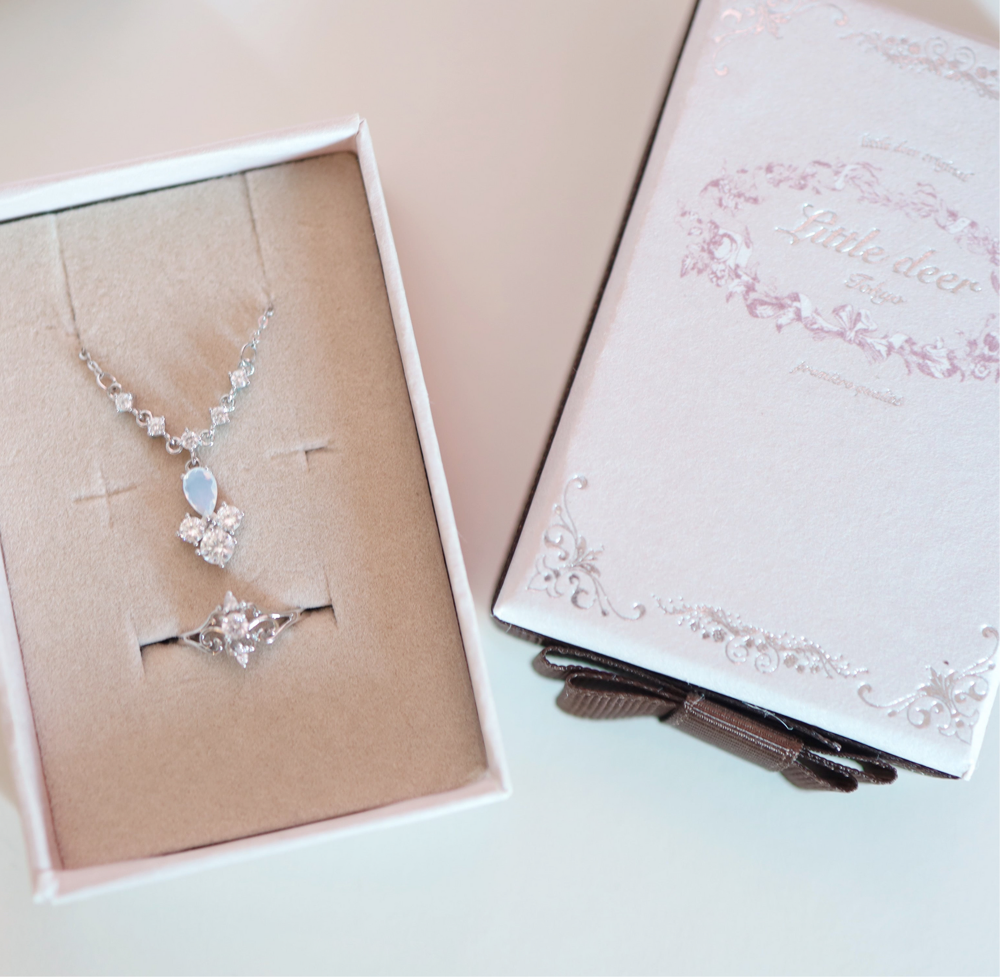 Crystal  Set  ♡gift box付き♡