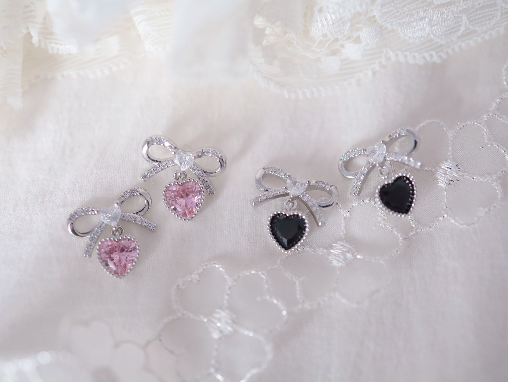 Lovely Knot ピアス