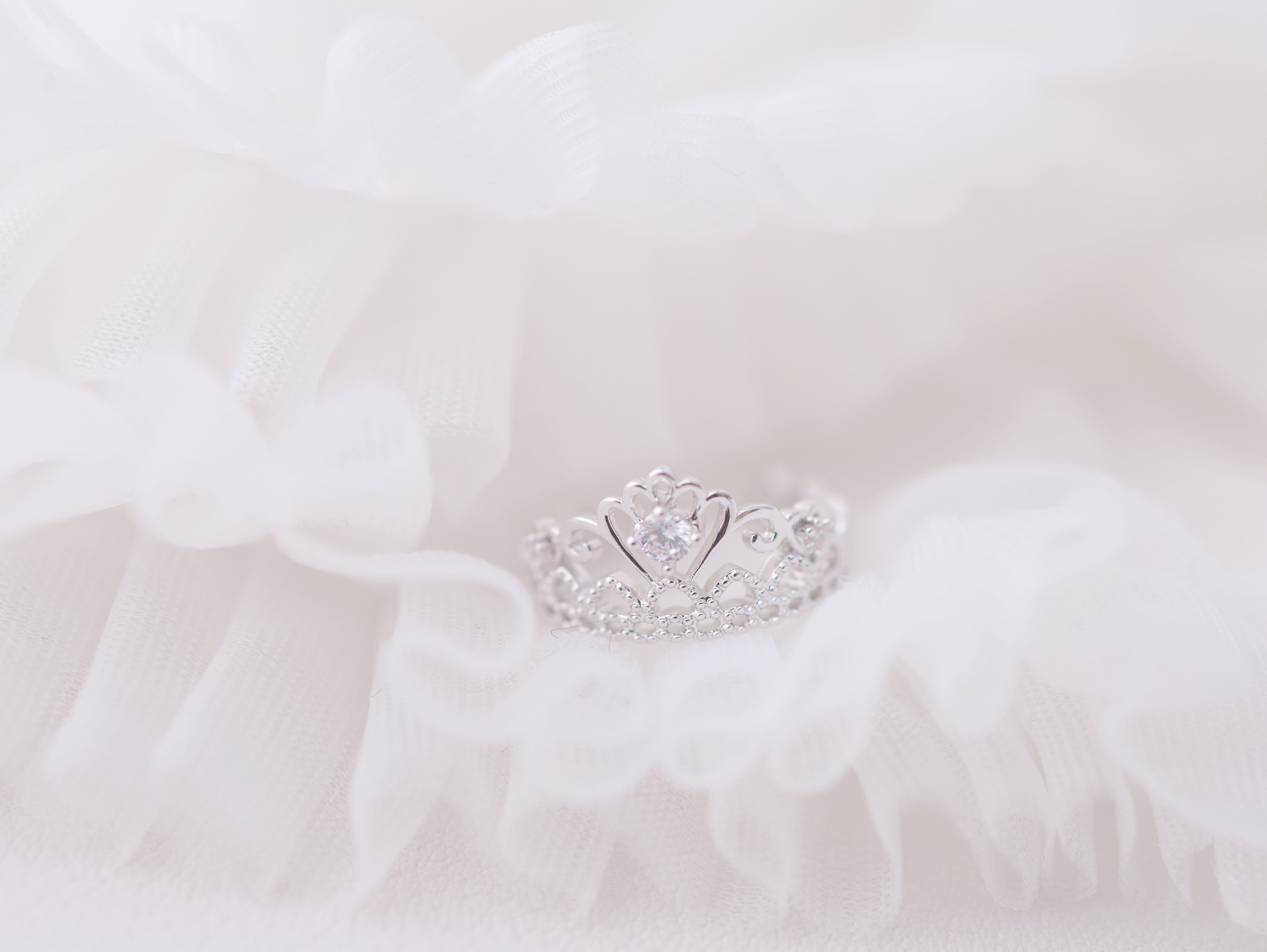 Swan Lace Glow リング