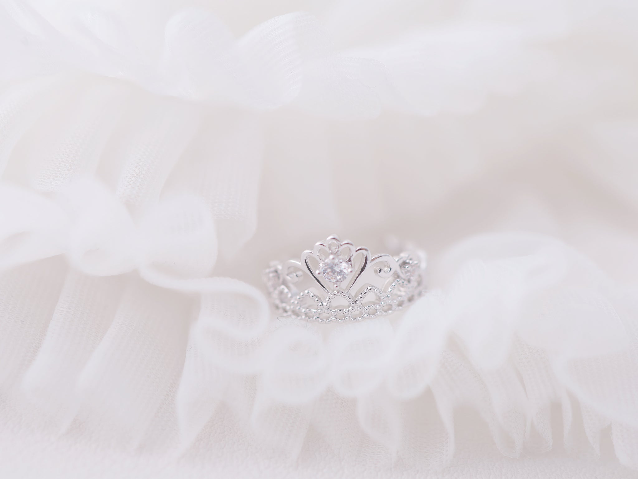 Swan Lace Glow リング