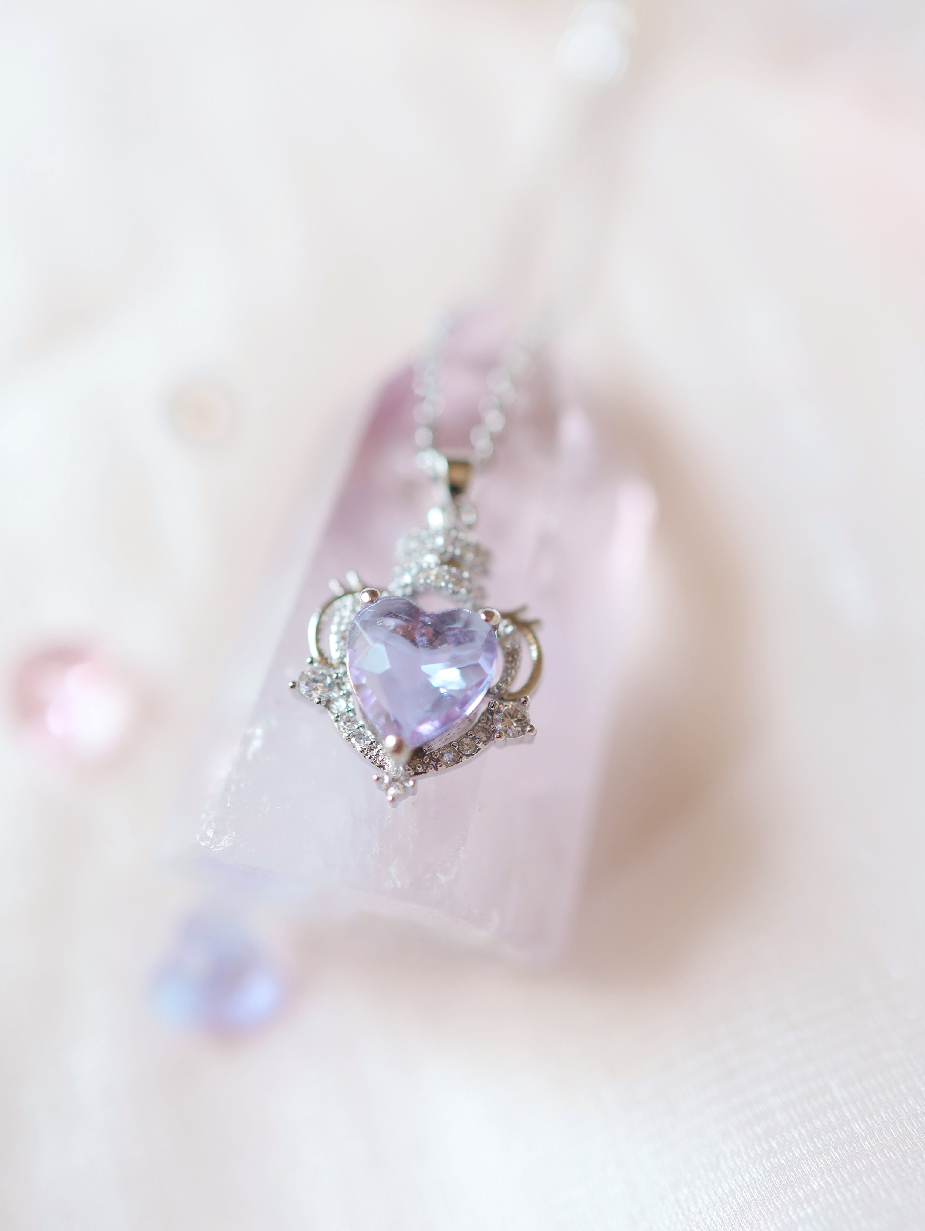 Crystal Perfume ネックレス