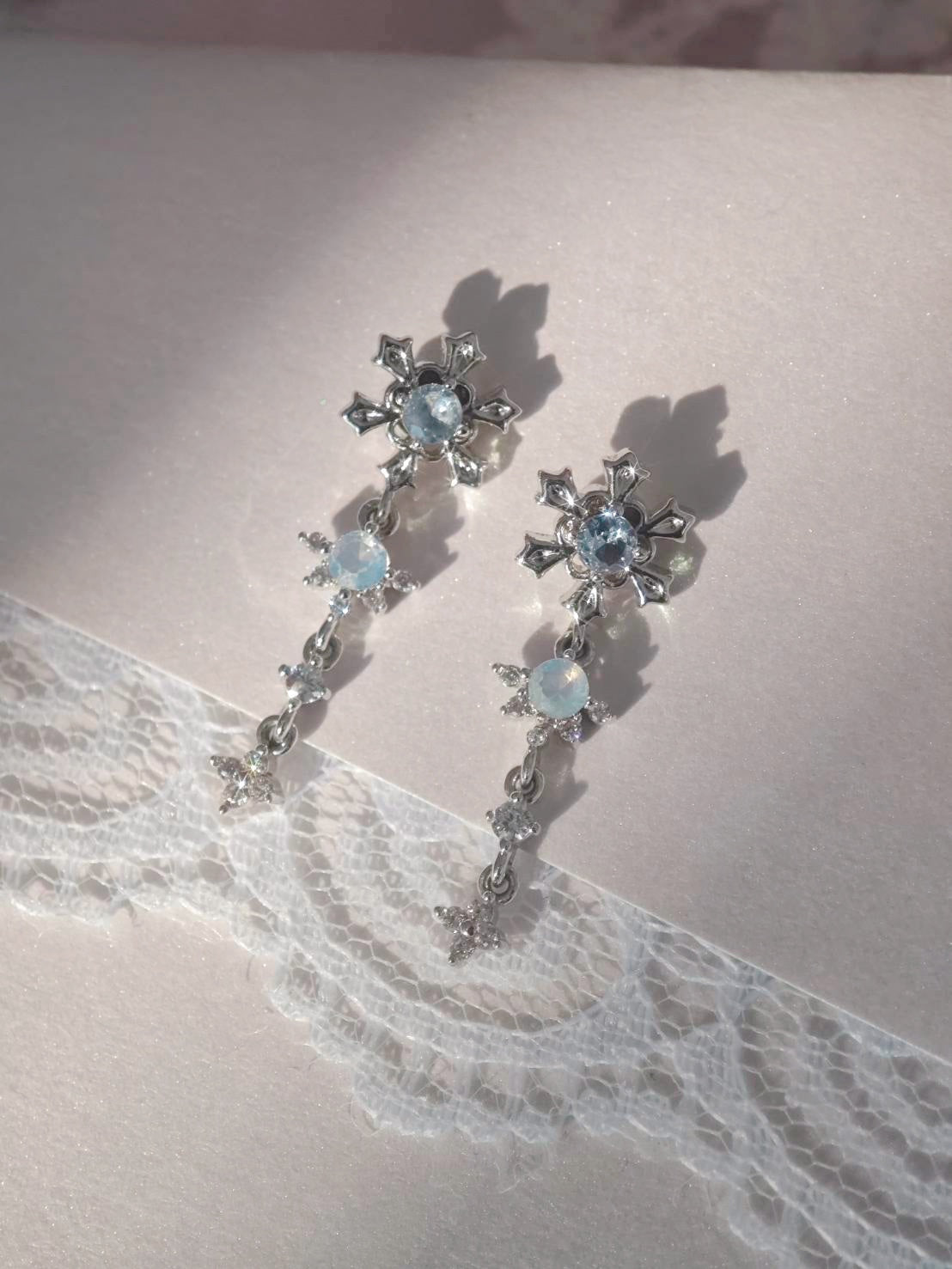Frozen Snowflake ピアス/イヤリング
