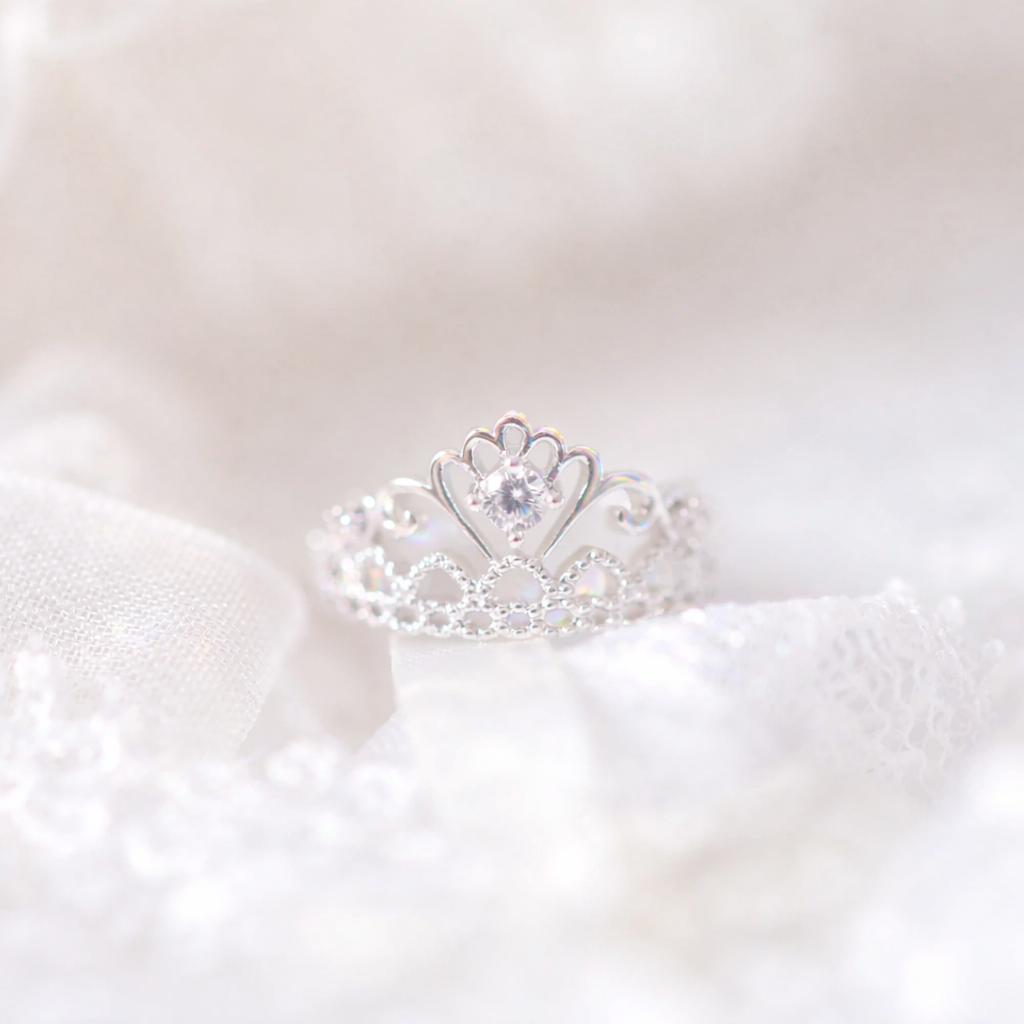 Swan Lace Glow リング