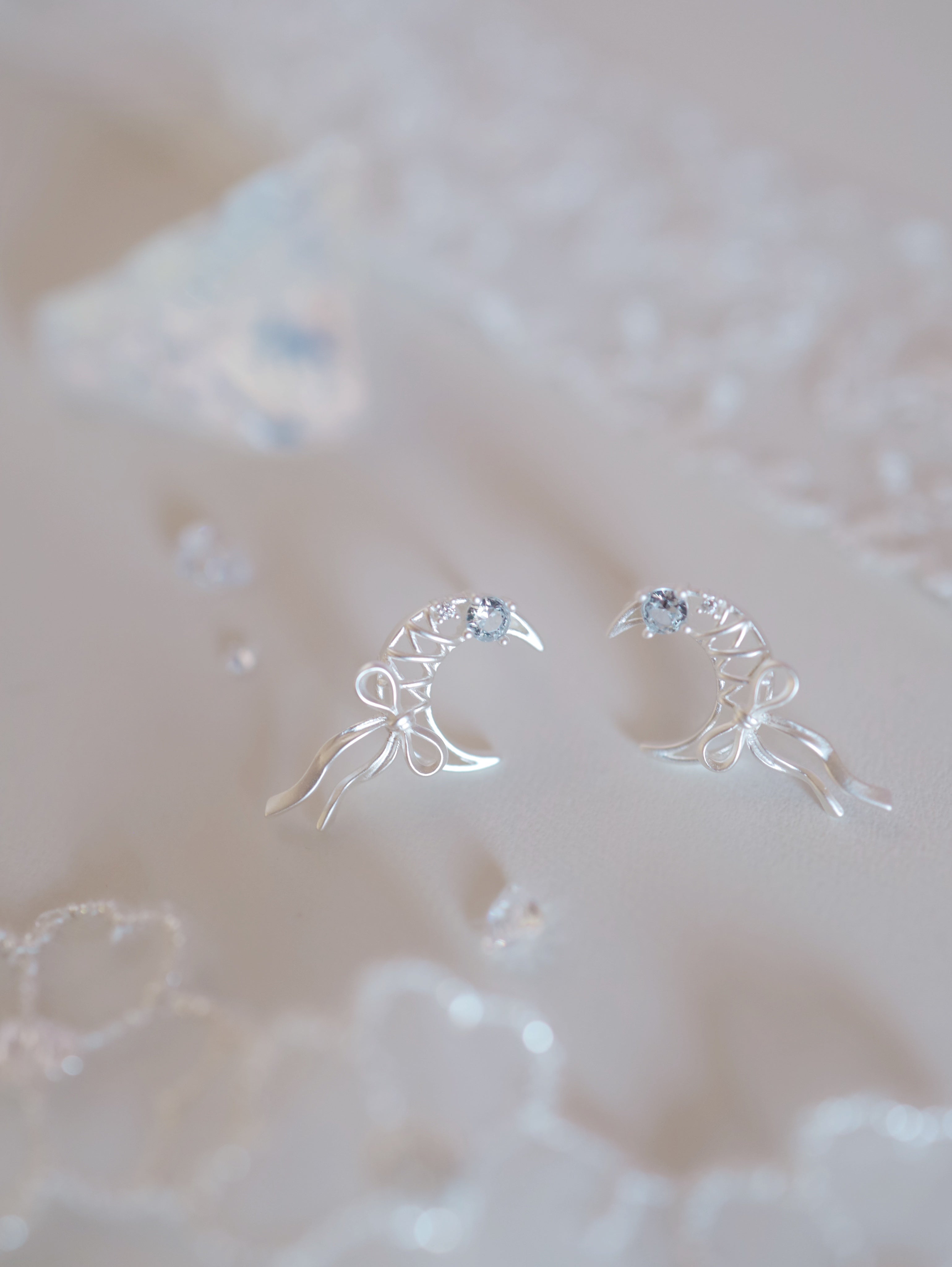 Ballet Luna ピアス