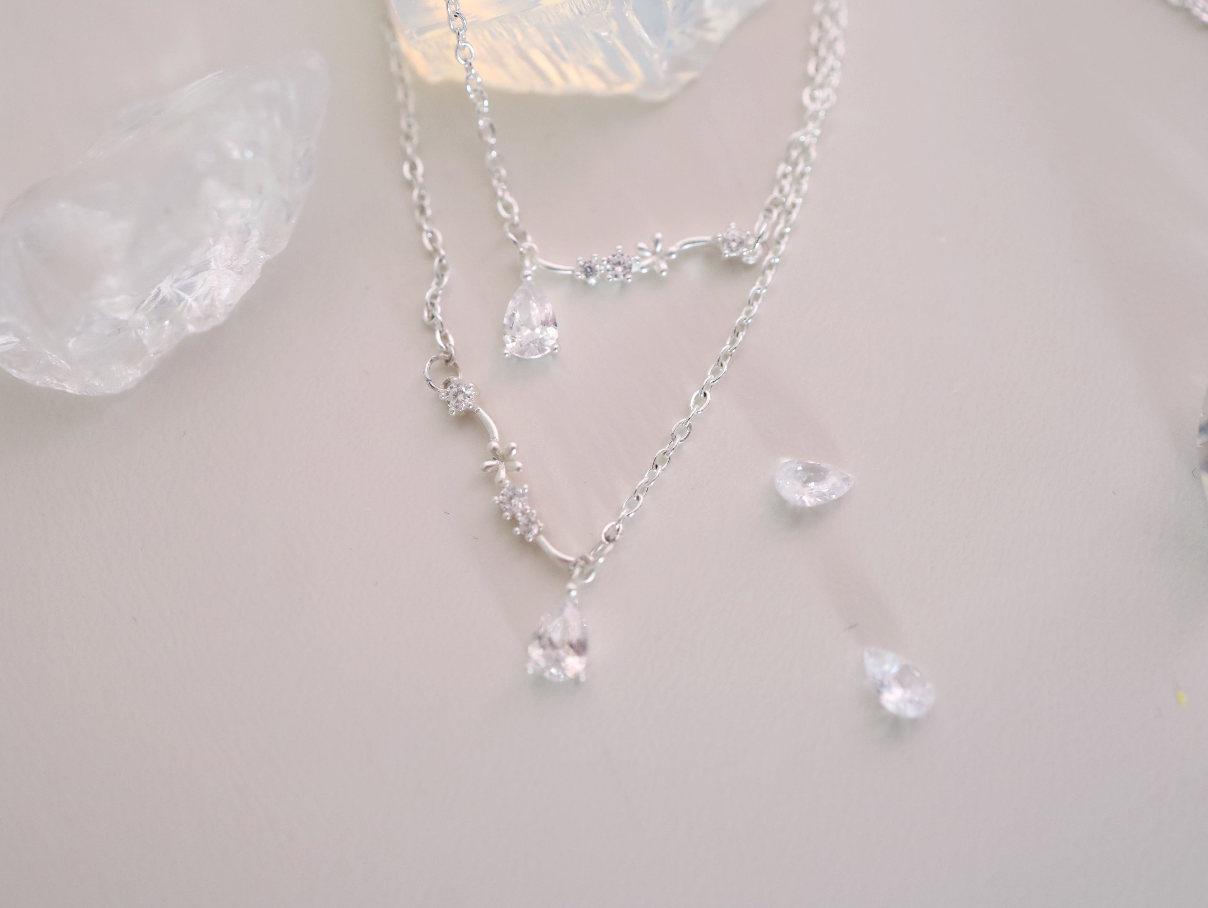Ethereal Blossom ネックレス