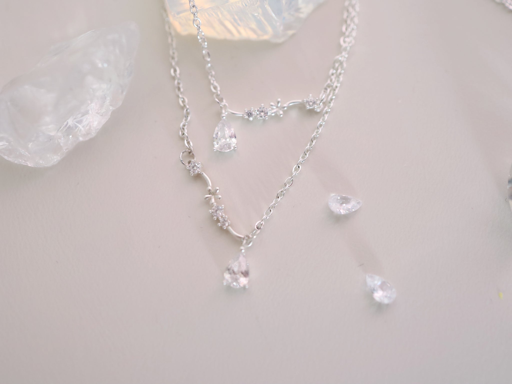Ethereal Blossom ネックレス