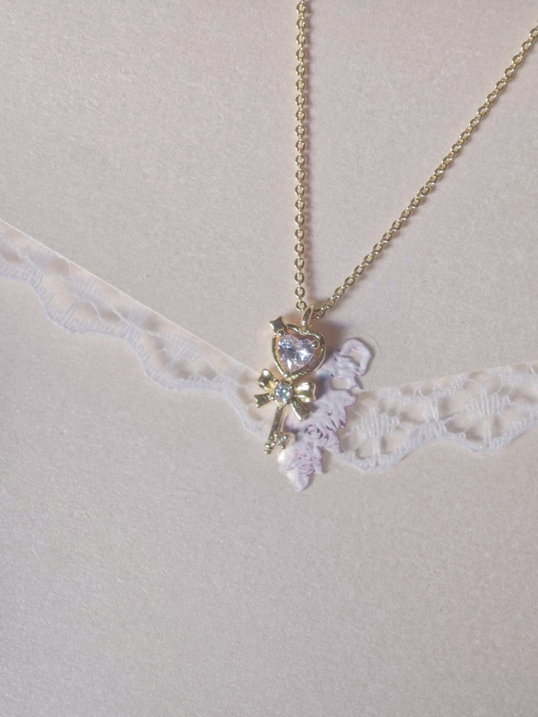 Ribbon Heart Key ネックレス