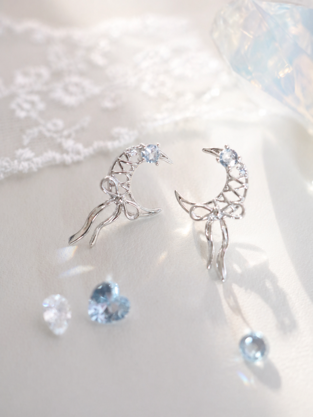 Ballet Luna ピアス