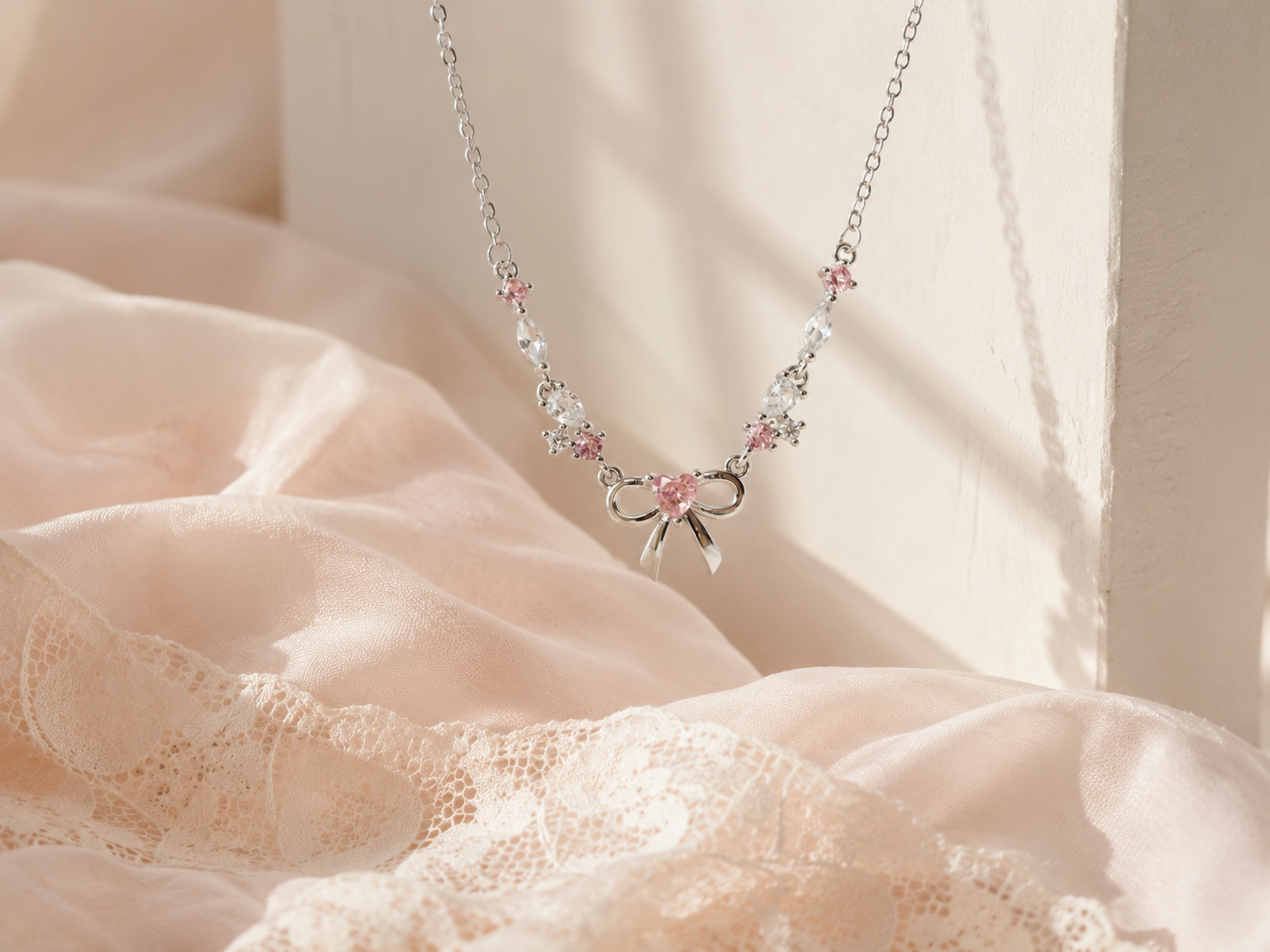 Dream in Pink ネックレス