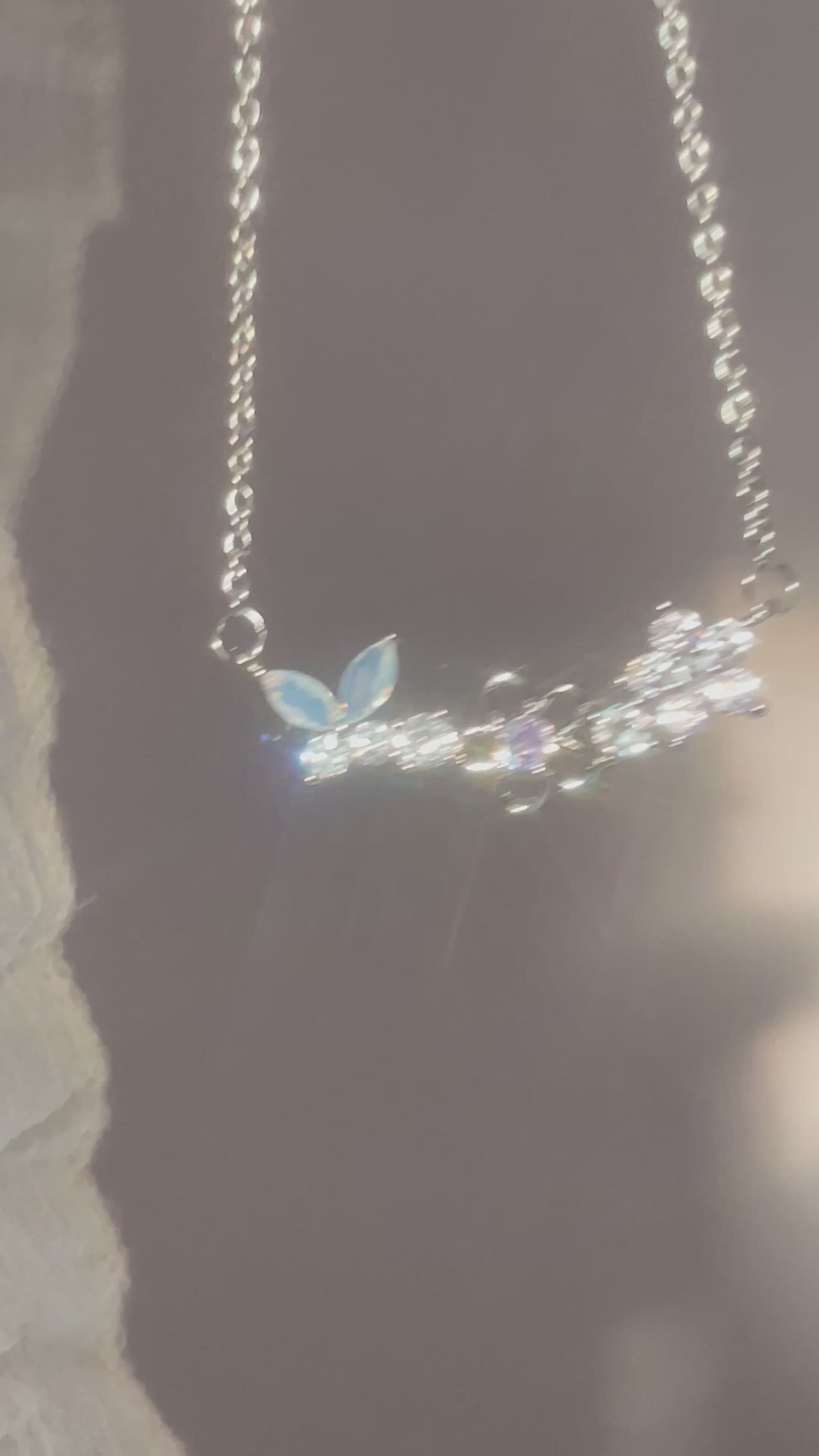 Flora Petal ネックレス