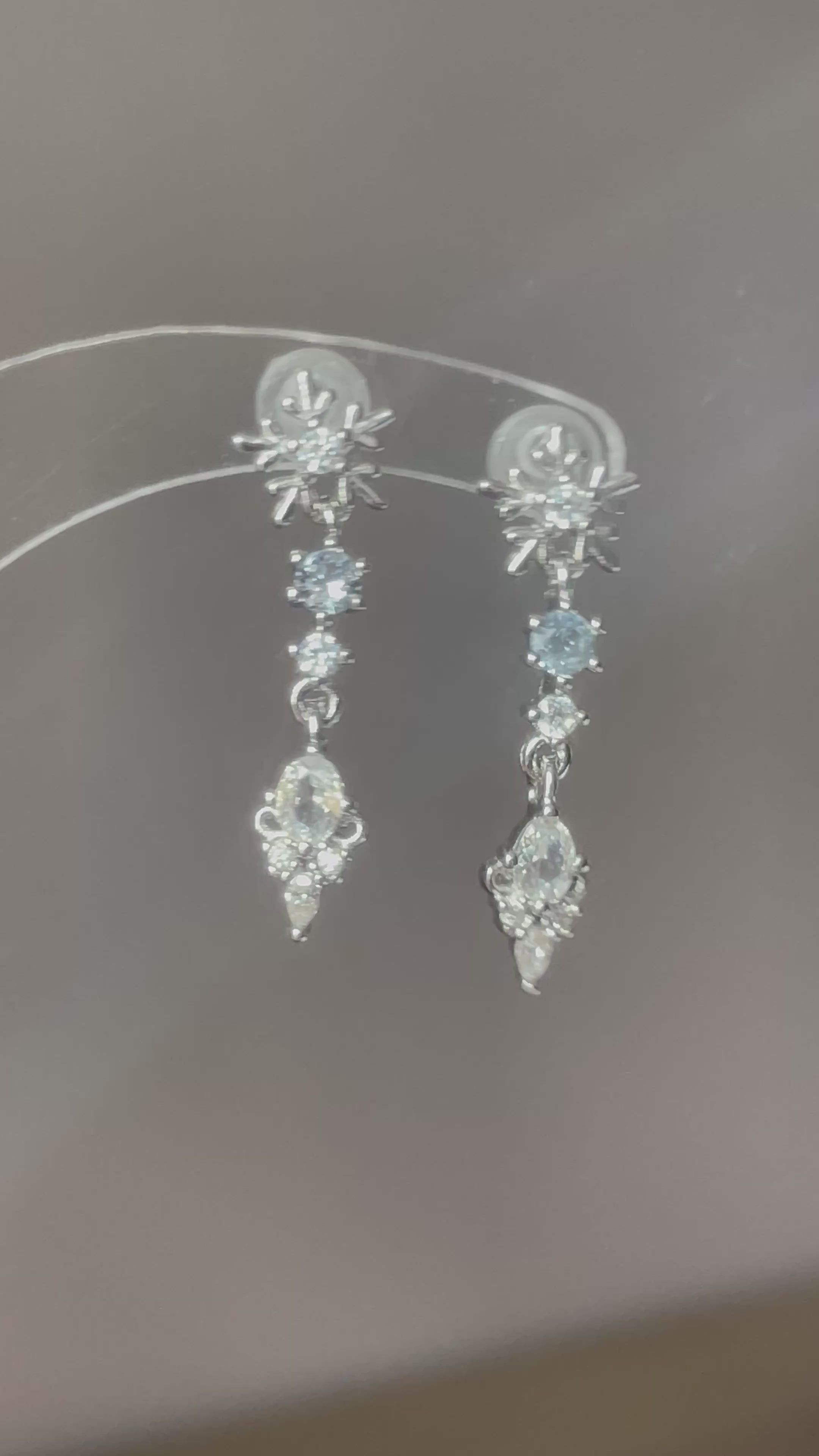 Snowflake Mirage ピアス