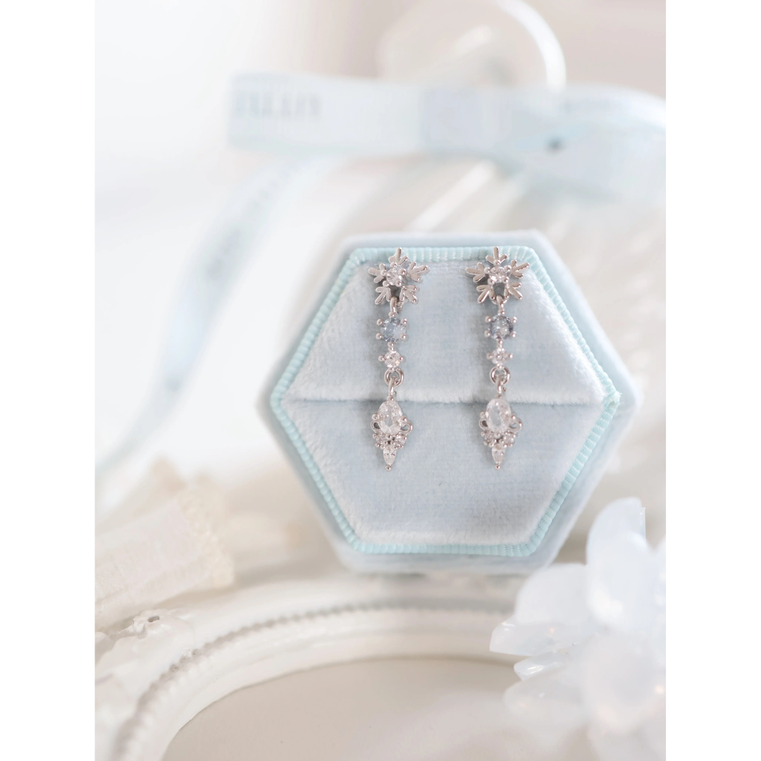Snowflake Mirage ピアス